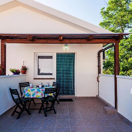 Nice Apartment In Vinjerac With Kitchen Esterno foto